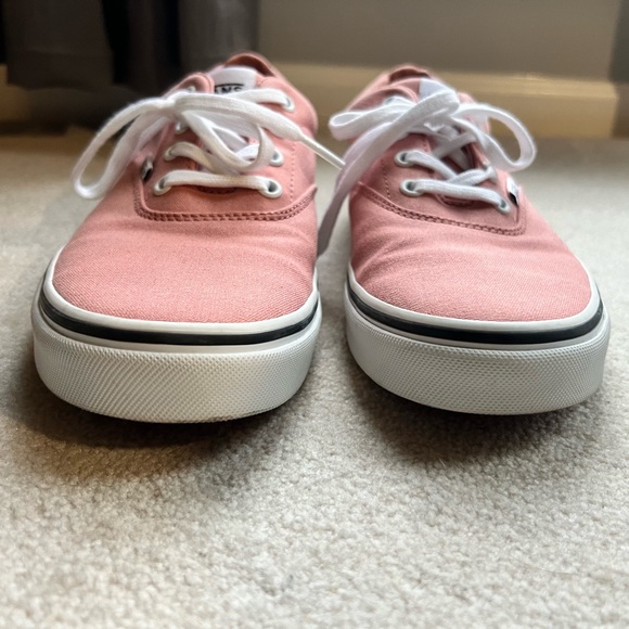 Vans - Picture 2 of 3